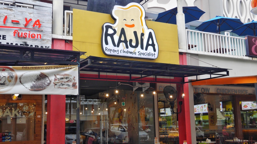 Rajia Ropang – Food Bang!
